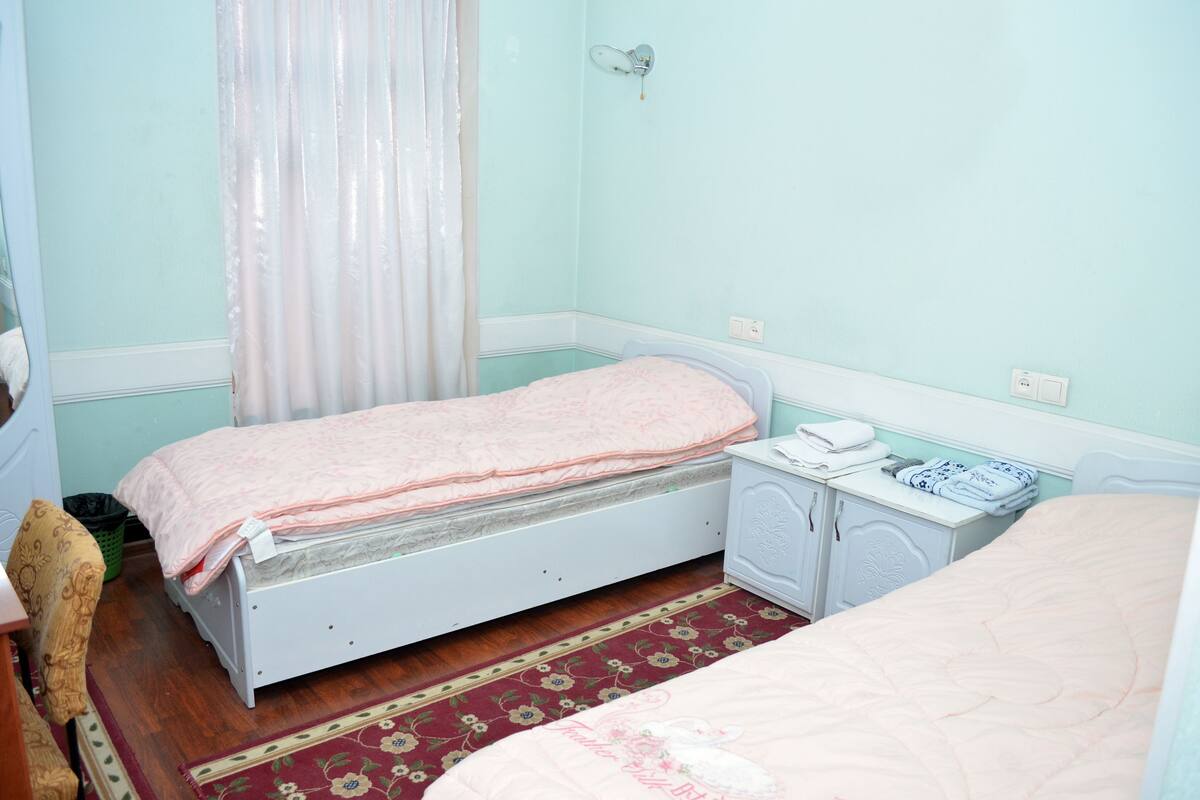 Superior-Zweibettzimmer, 1 Schlafzimmer, Nichtraucher | Zimmersafe, Schreibtisch, kostenloses WLAN