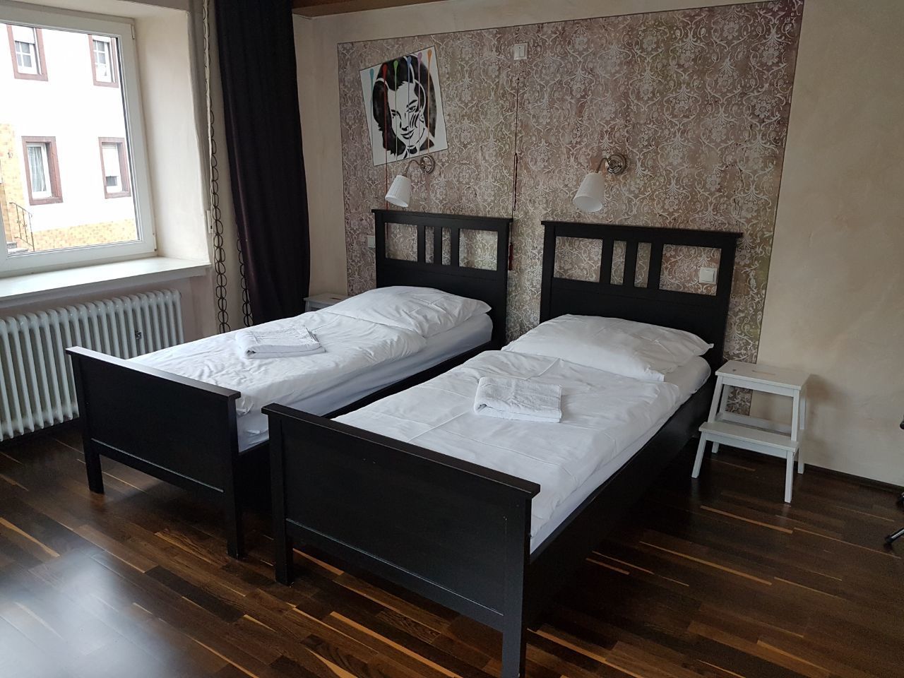 standard twin room | room amenity