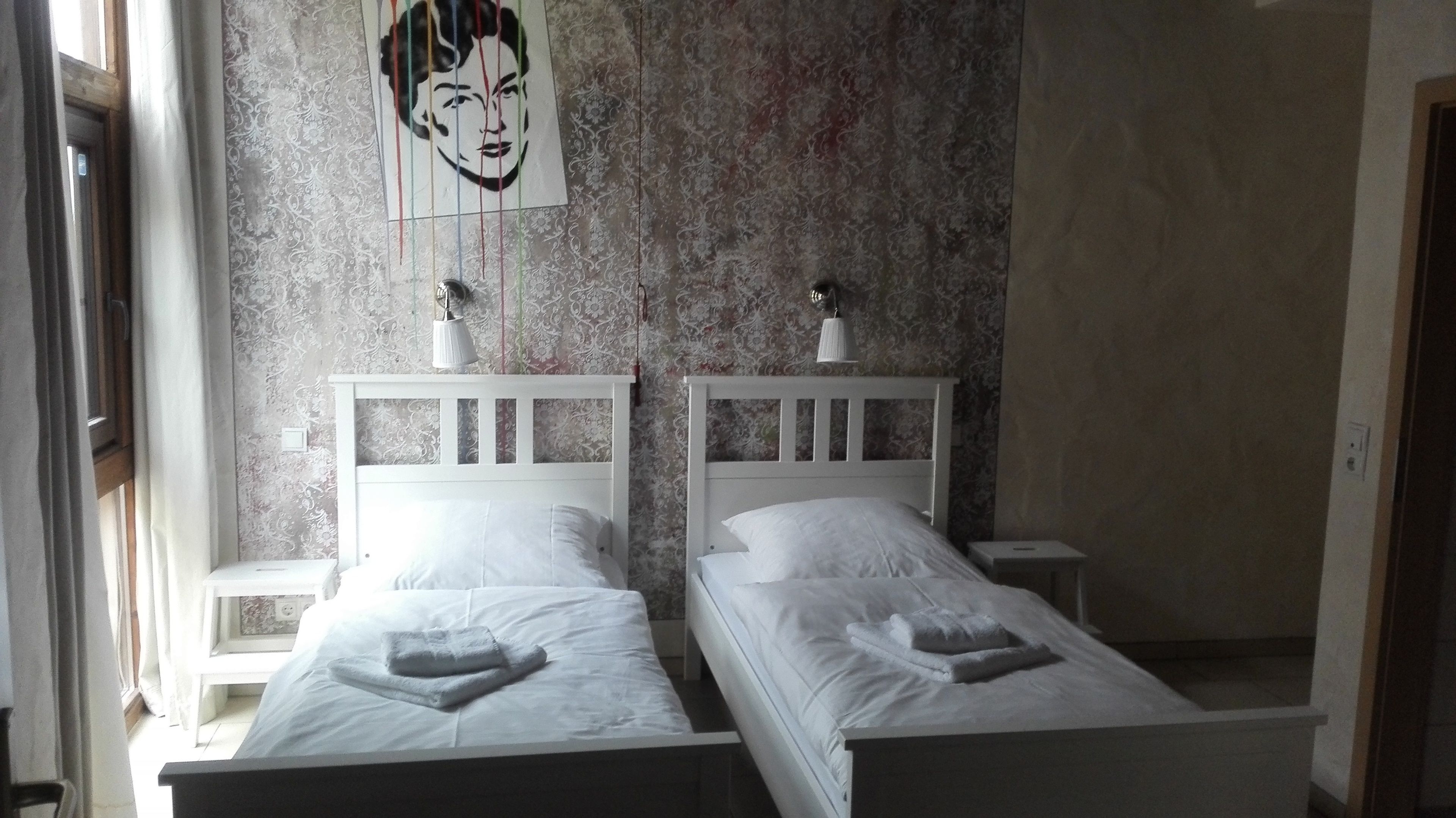 individually decorated, individually furnished, desk, laptop workspace