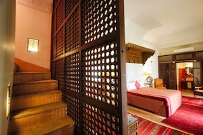 Superior-Doppel- oder -Zweibettzimmer (Ciel) | Hochwertige Bettwaren, Zimmersafe, individuell dekoriert