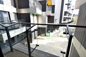 Superior Apartment, 2 Bedrooms, Accessible, Kitchen (H) | View from room