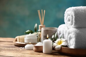 Sauna, bilik wap, perkhidmatan urut 