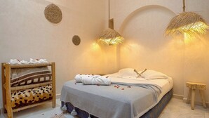 Economy Double or Twin Room, Private Bathroom | Iron/ironing board (on request), WiFi (free), bed sheets - Riad Hotel El Kennaria (Marrakech)