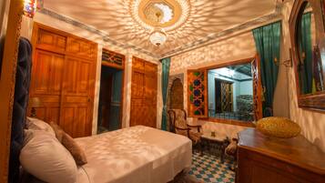 Suíte romântica, 2 quartos | Área de estar