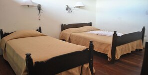 책상, 다리미/다리미판, 간이 침대, 무료 WiFi