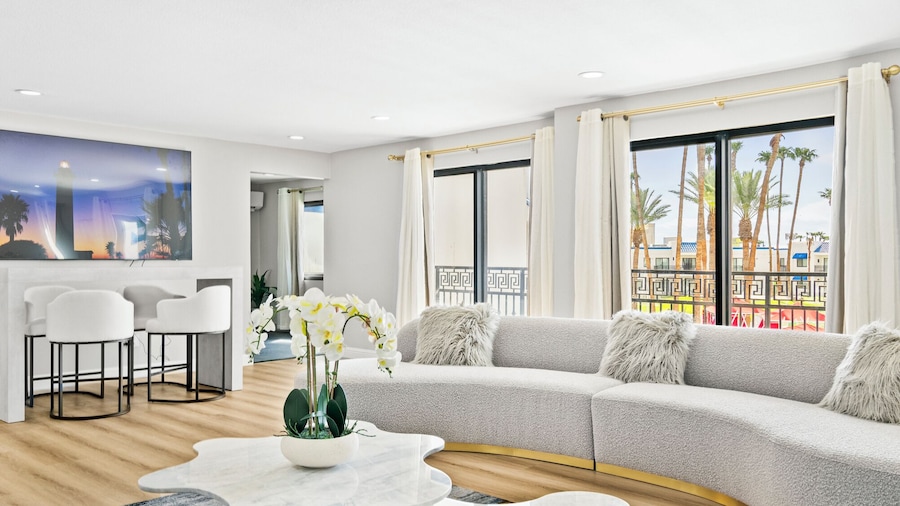 Serene Vegas Boutique Hotel Las Vegas
