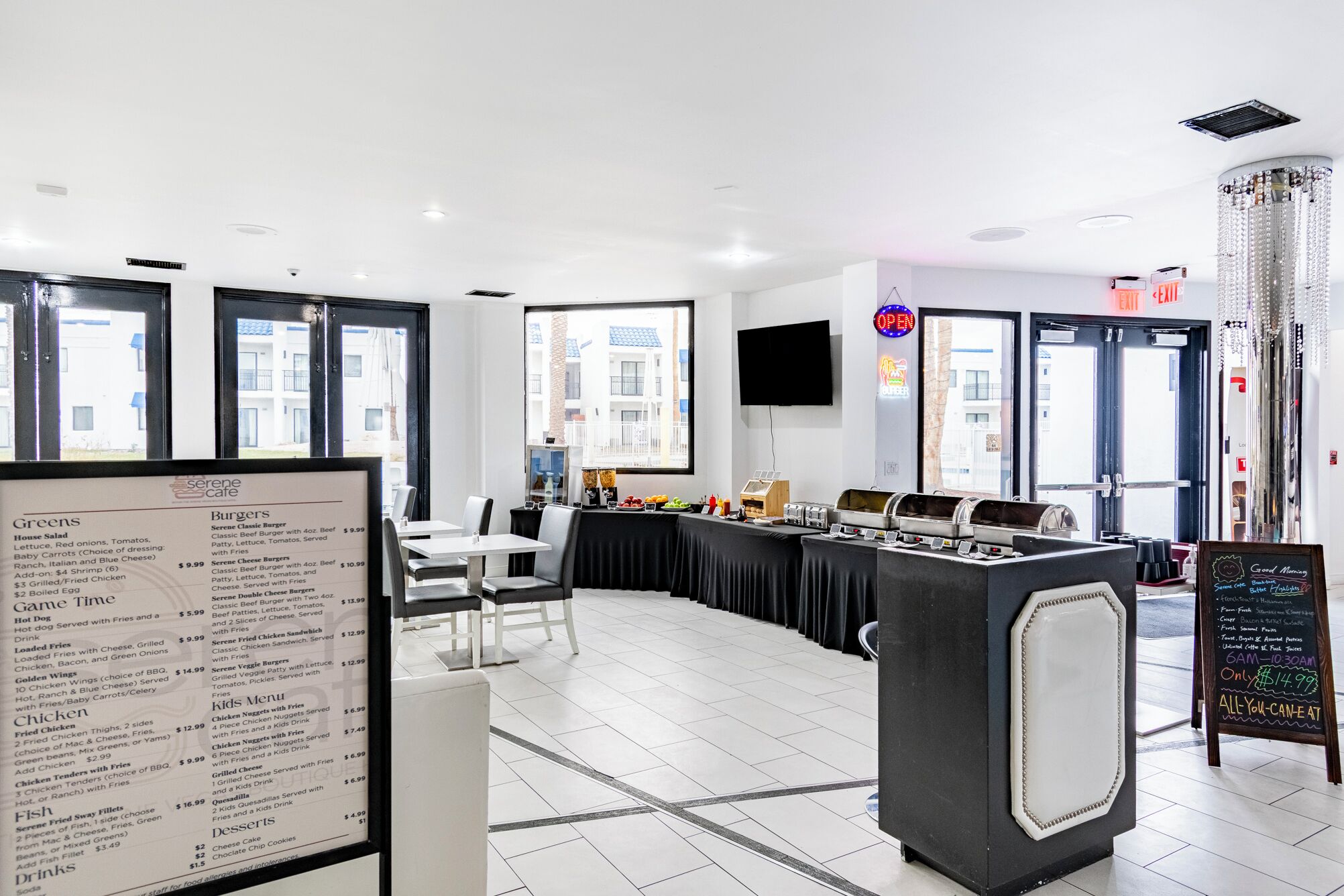 Petit déjeuner buffet (9.99 USD par personne)