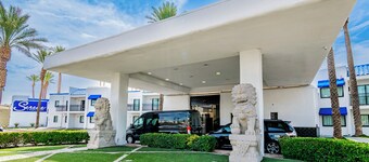 Las Vegas Serene Hotel