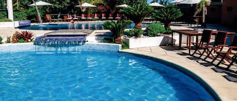 Indoor pool, 2 outdoor pools, pool umbrellas, pool loungers