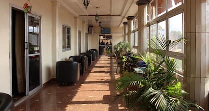 Hotel Mbouoh Star Palace
