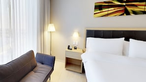 Premium bedding, minibar, in-room safe, desk - Hilton Garden Inn Merida (Mérida)