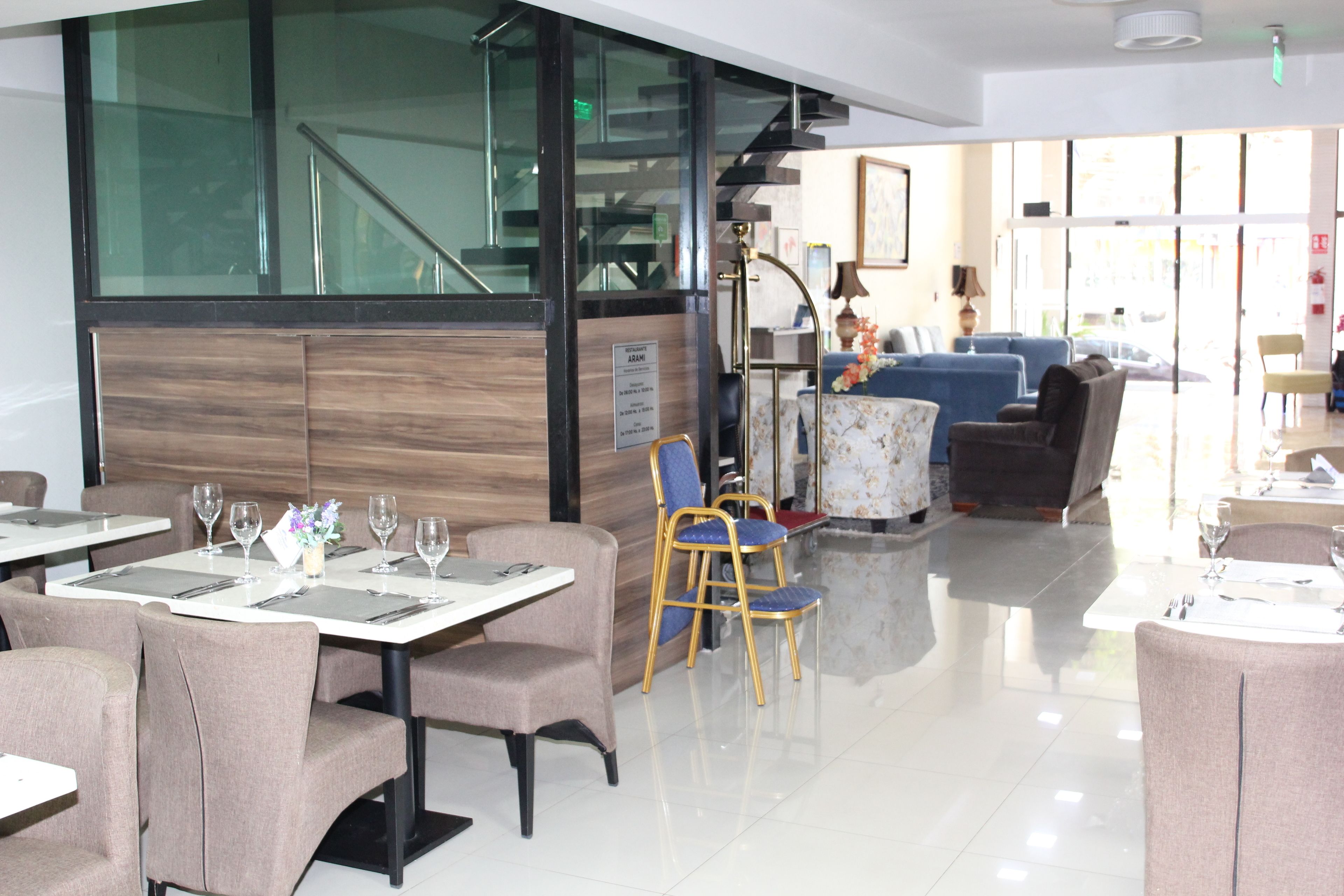 breakfast, lunch and dinner served