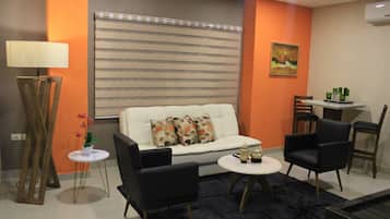 Suite, 1 Queen Bed | Down duvets, memory-foam beds, minibar, in-room safe