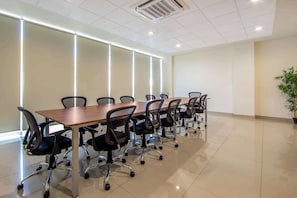 Meeting facility