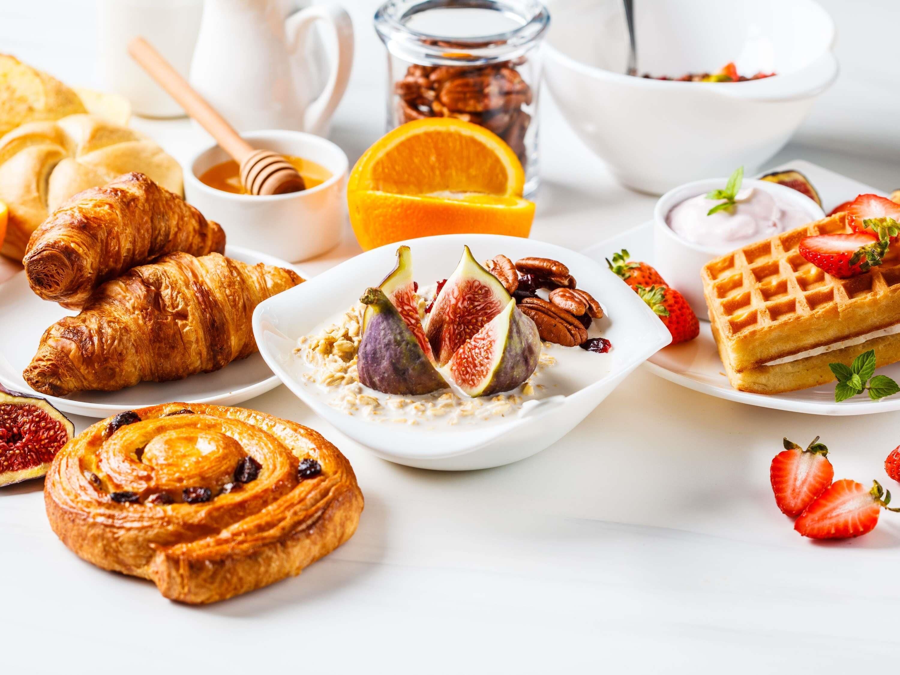 Daily full breakfast for a fee