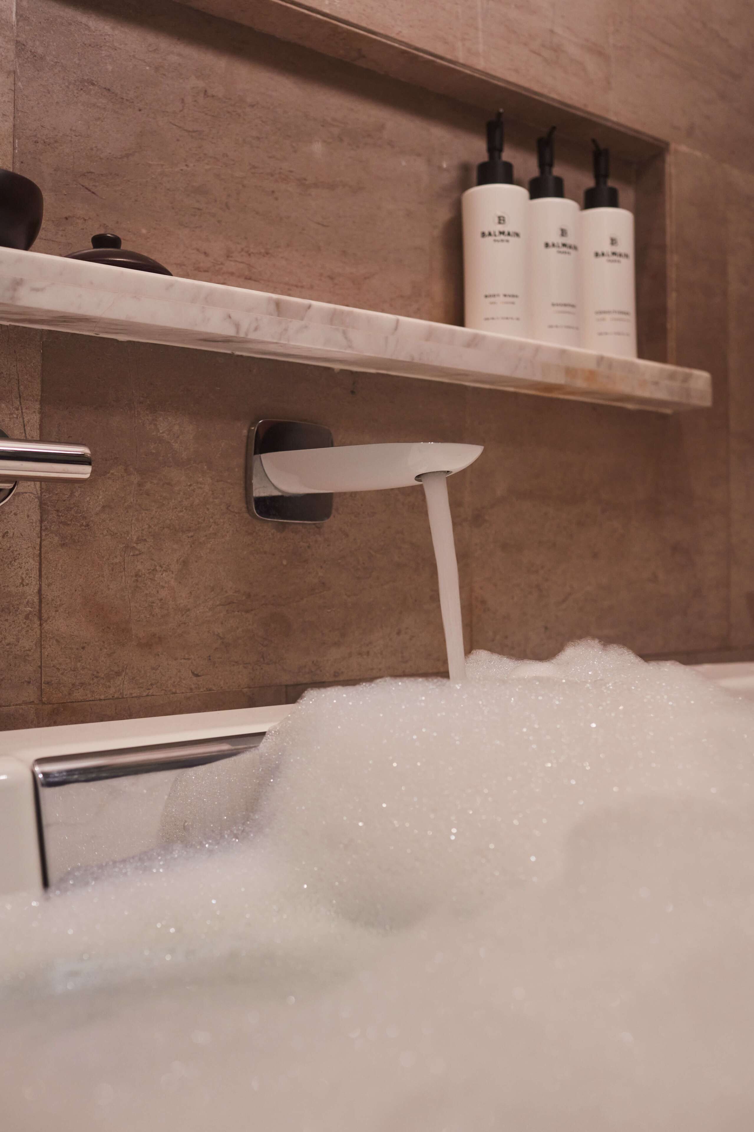 separate bathtub and shower, deep-soaking bathtub