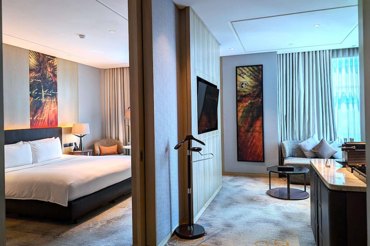 1 Schlafzimmer, hochwertige Bettwaren, Minibar, Zimmersafe
