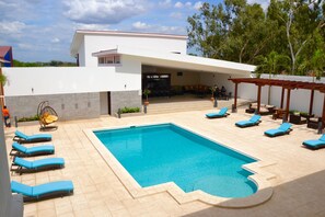 Outdoor pool - Hotel Agualcas (Managua)