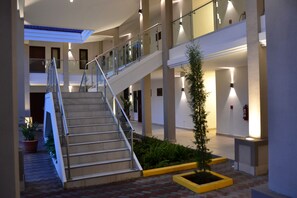 Staircase - Hotel Agualcas (Managua)
