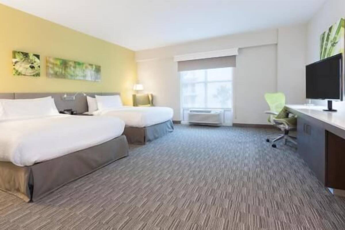 In-room safe, blackout drapes, iron/ironing board