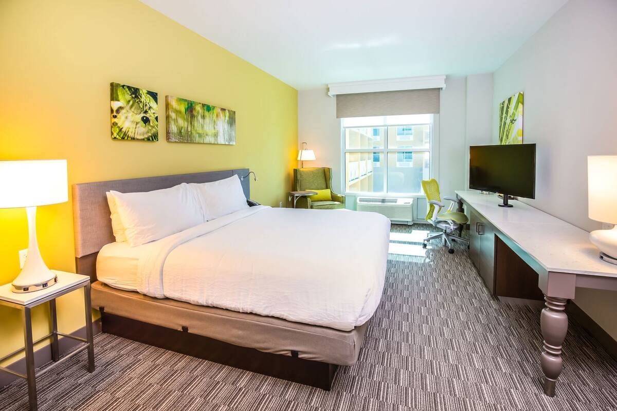 In-room safe, blackout drapes, iron/ironing board