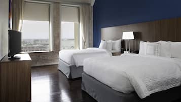 1 bedroom, desk, laptop workspace, blackout curtains