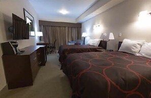 Rom – standard, 2 queensize-senger (Not Pet Friendly) | Skrivebord, blendingsgardiner og strykejern/-brett