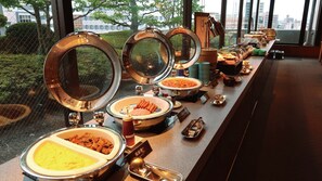 Daily buffet breakfast for a fee