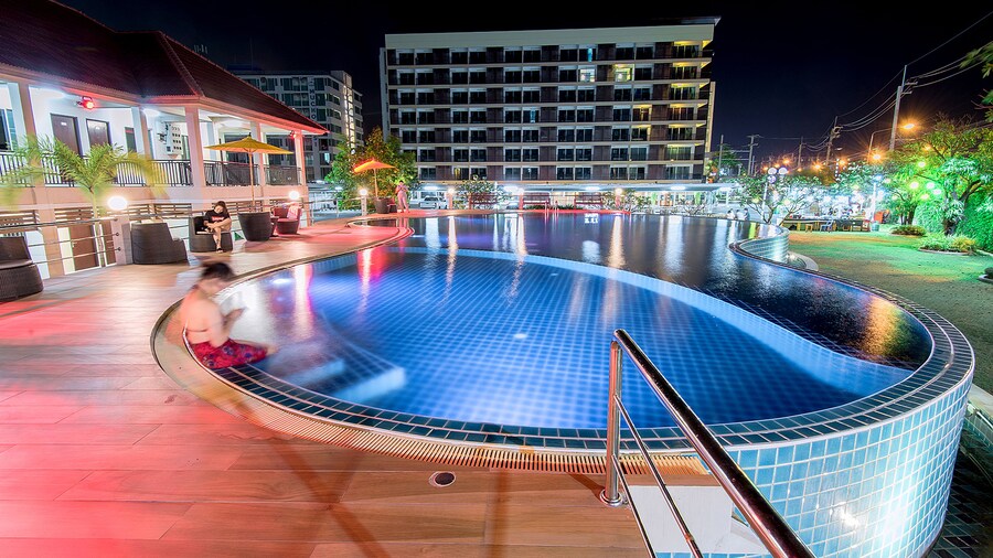 The Cotai Luxury Design Hotel