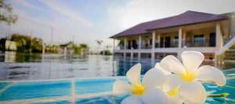 The Cotai Luxury Design Hotel