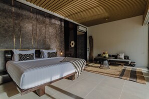 Minibar, in-room safe, desk, blackout curtains - Origin Ubud (Ubud)