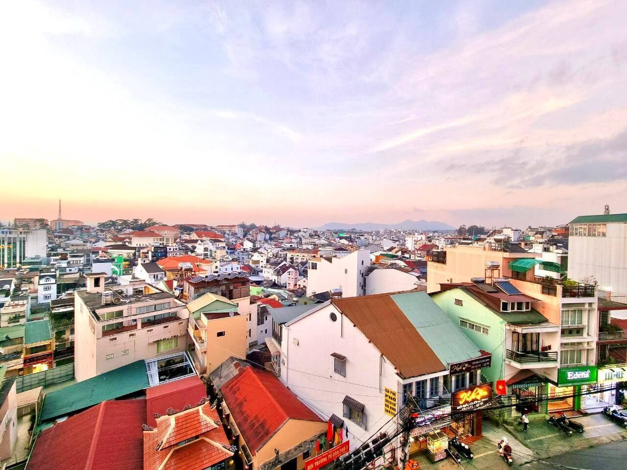 minibar, desk, blackout curtains, free wifi