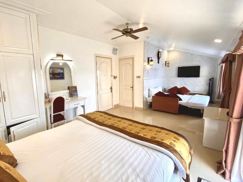 Minibar, desk, blackout drapes, free WiFi