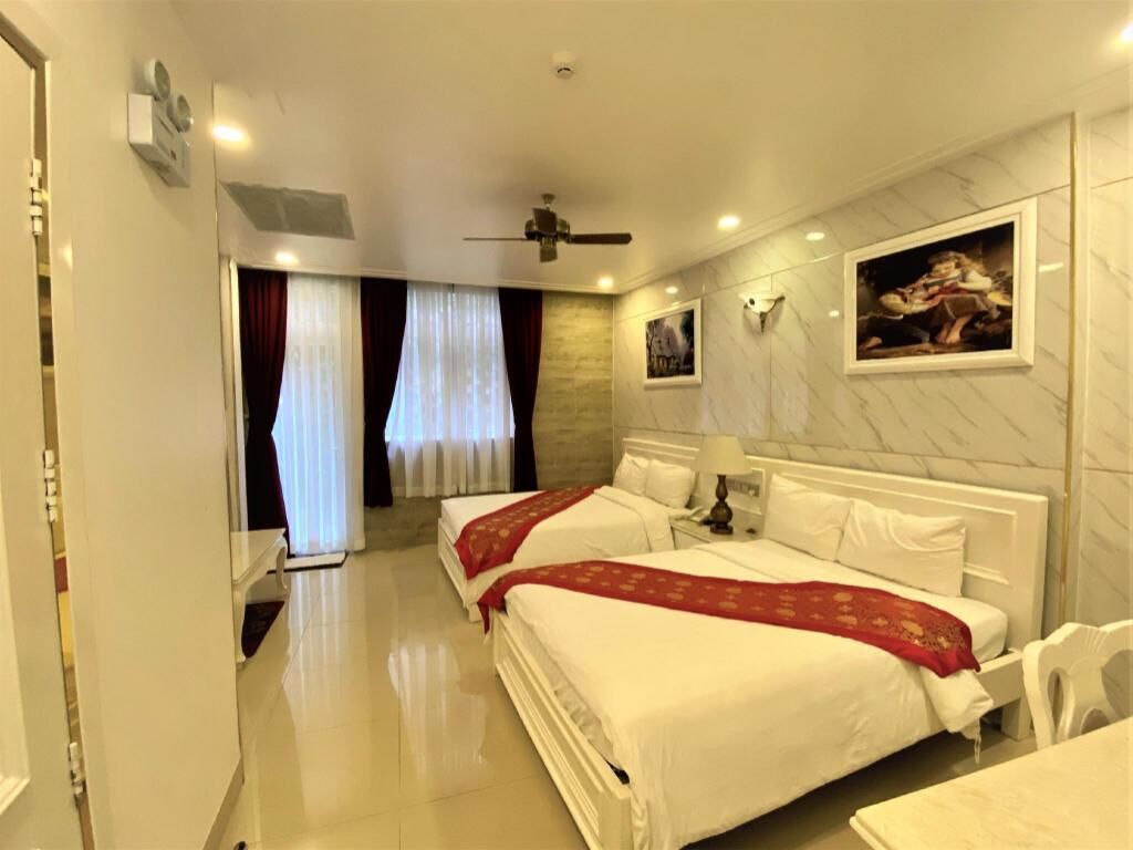 Minibar, desk, blackout drapes, free WiFi