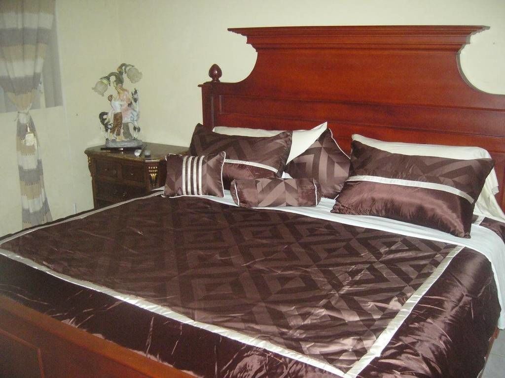 Suite, 1 King Bed | In-room safe, iron/ironing board, free WiFi, wheelchair access