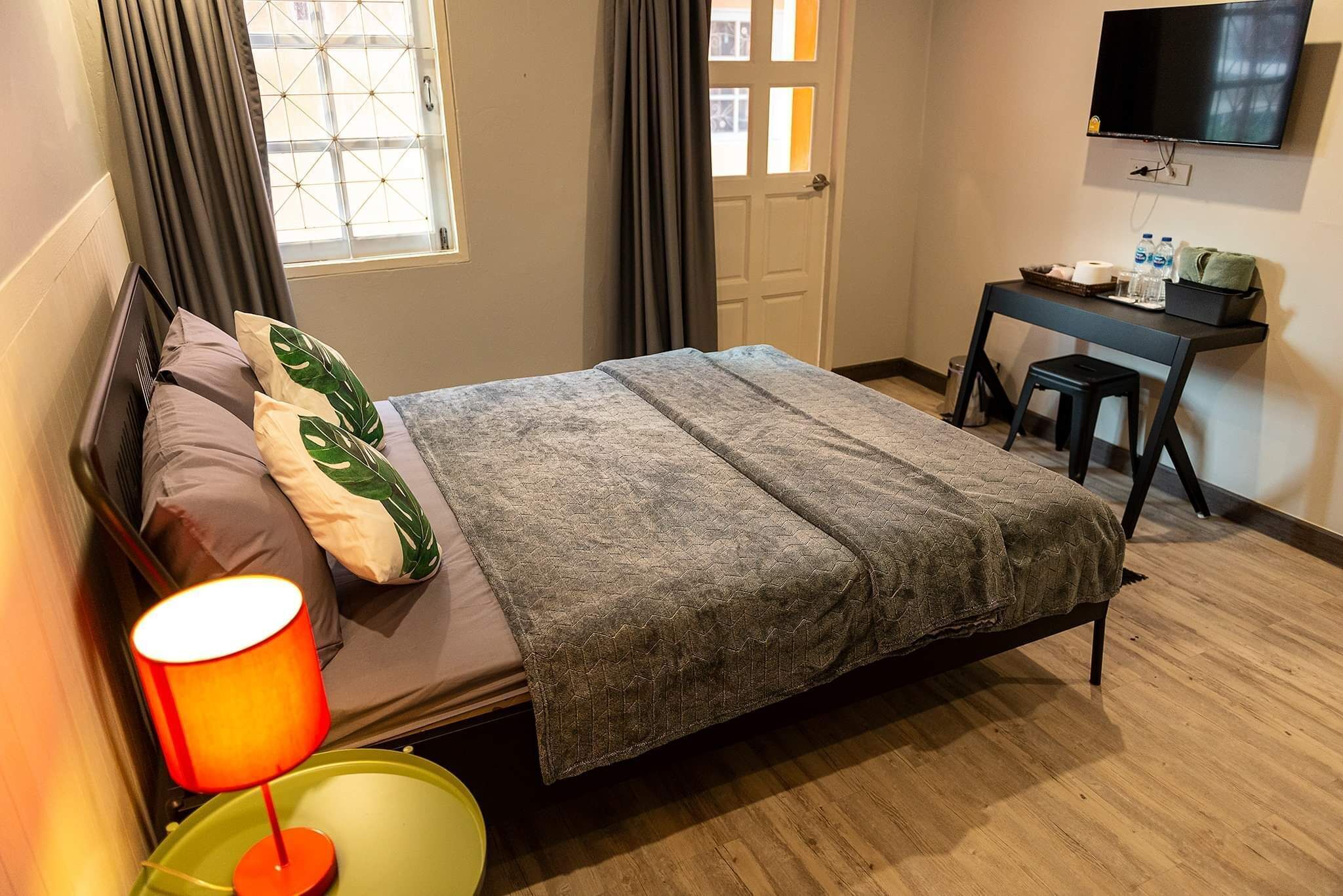 standard double room | 1 bedroom, desk, laptop workspace, blackout curtains