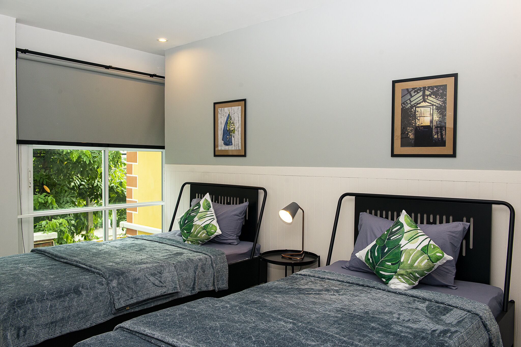 standard twin room | 1 bedroom, desk, laptop workspace, blackout curtains