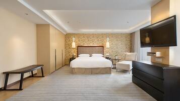 Minibar, in-room safe, desk, blackout curtains