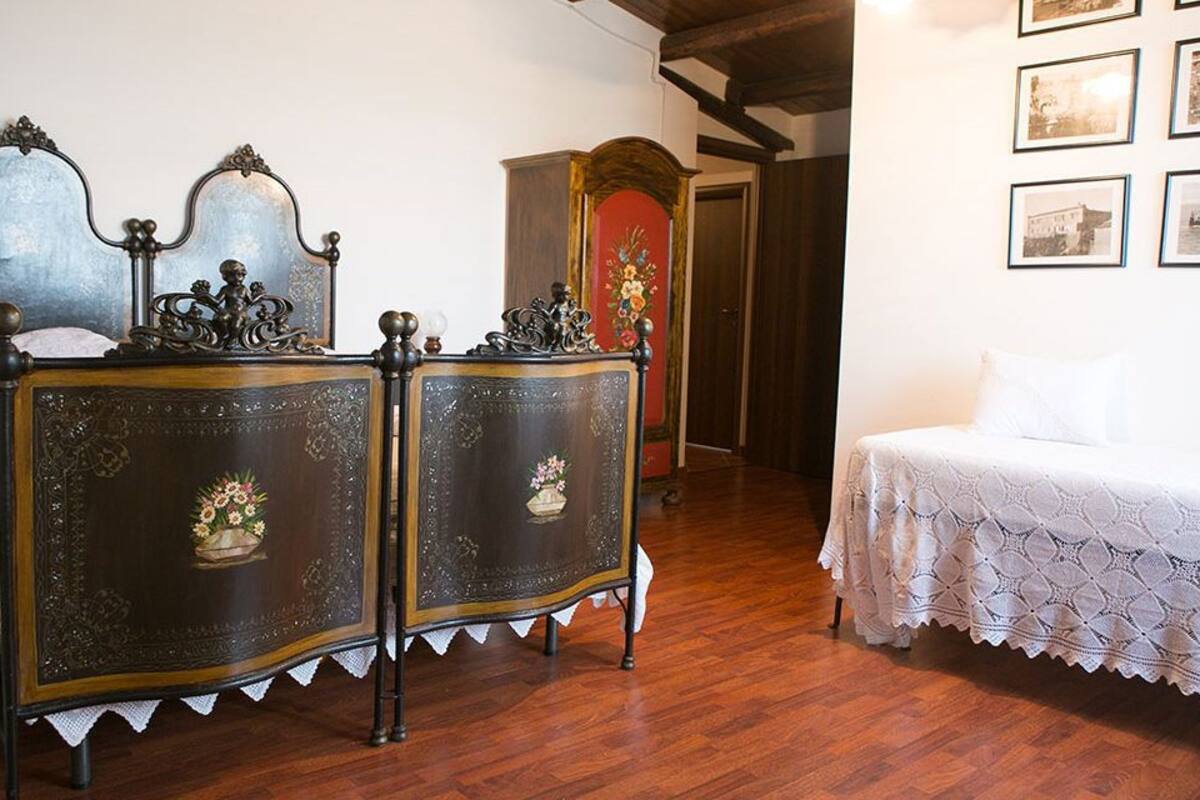 Double Room, Sea View | Peralatan tempat tidur premium, katil bayi/kot (surcaj), Wi-fi percuma