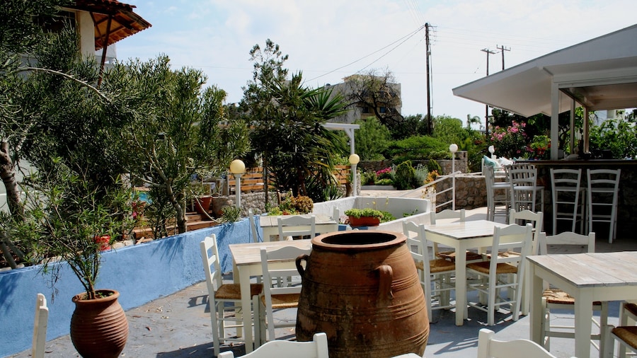 Naiades Almiros River Hotel