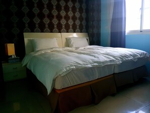 Signature Double or Twin Room, 2 Twin Beds | View from room