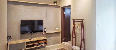 Basic Quadruple Room, 2 Double Beds | Blackout drapes, soundproofing, free WiFi, bed sheets