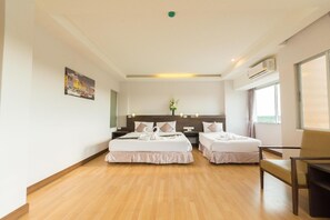 Rollaway beds, free WiFi