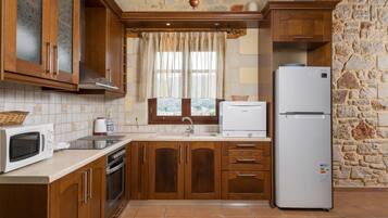 Villa, 2 Bedrooms, Private Pool (Aigli) | Interior