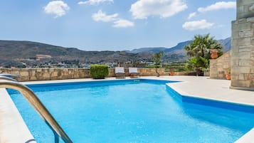 Villa, 2 Bedrooms, Private Pool (Armonia) | City view