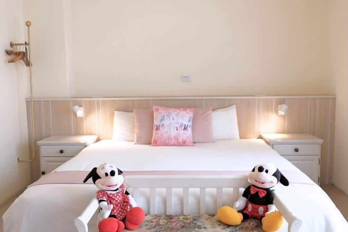 Blackout drapes, soundproofing, WiFi (free), bed sheets