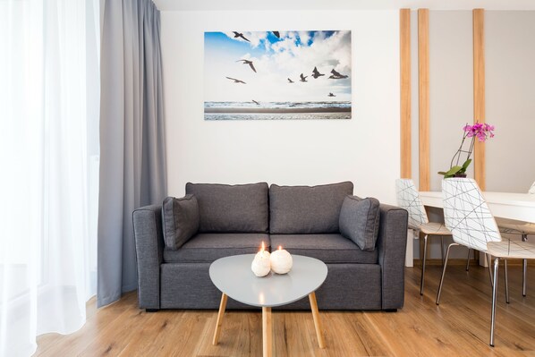 Apartment, 1 Schlafzimmer | Wohnzimmer | Flachbildfernseher