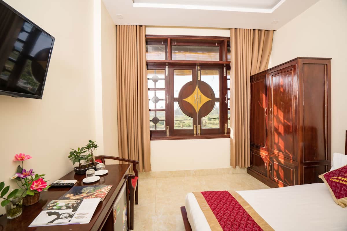 Superior Double Room, 1 Bedroom | Premium bedding, pillowtop beds, minibar, in-room safe