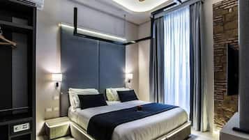 Minibar, in-room safe, desk, soundproofing