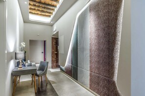 Interior - Via Veneto Prestige Rooms (Rome)